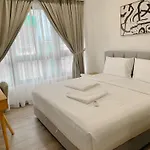 Agile Well-Shaped Home Trx Kl
